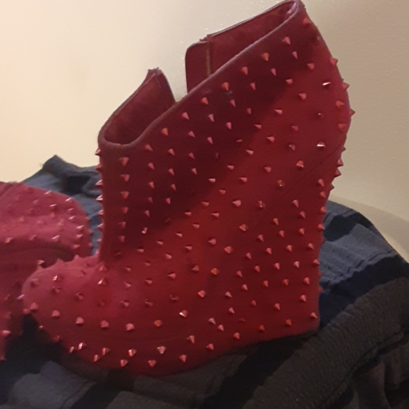 Red Spiked Heels/Wedges - Picture 4 of 6